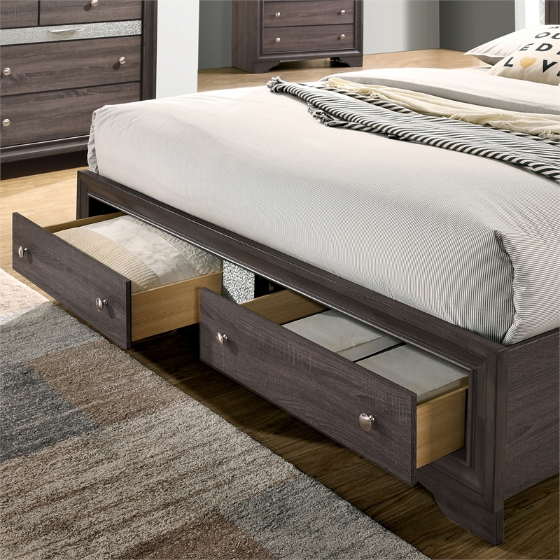 Bowery Hill Gray 3-Piece Wood Bedroom Set with King Bed and Nightstands