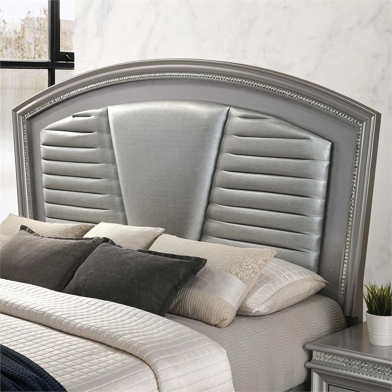 Bowery Hill Contemporary Wood California King Bed with LED in Silver