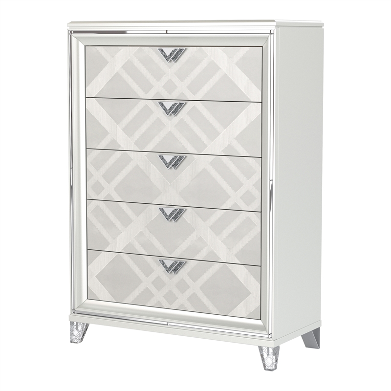 Bowery Hill Contemporary Solid Wood 5-Drawer Chest in White Finish