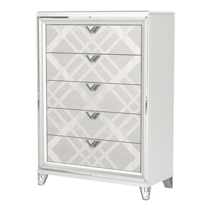 Bowery Hill Contemporary Solid Wood 5-Drawer Chest in White Finish