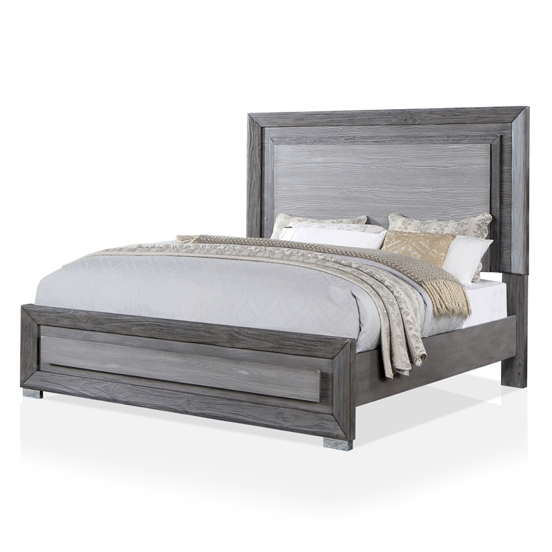 Bowery Hill 3pc Wood Bedroom Set in Gray with Queen Bed & 2 Nightstands