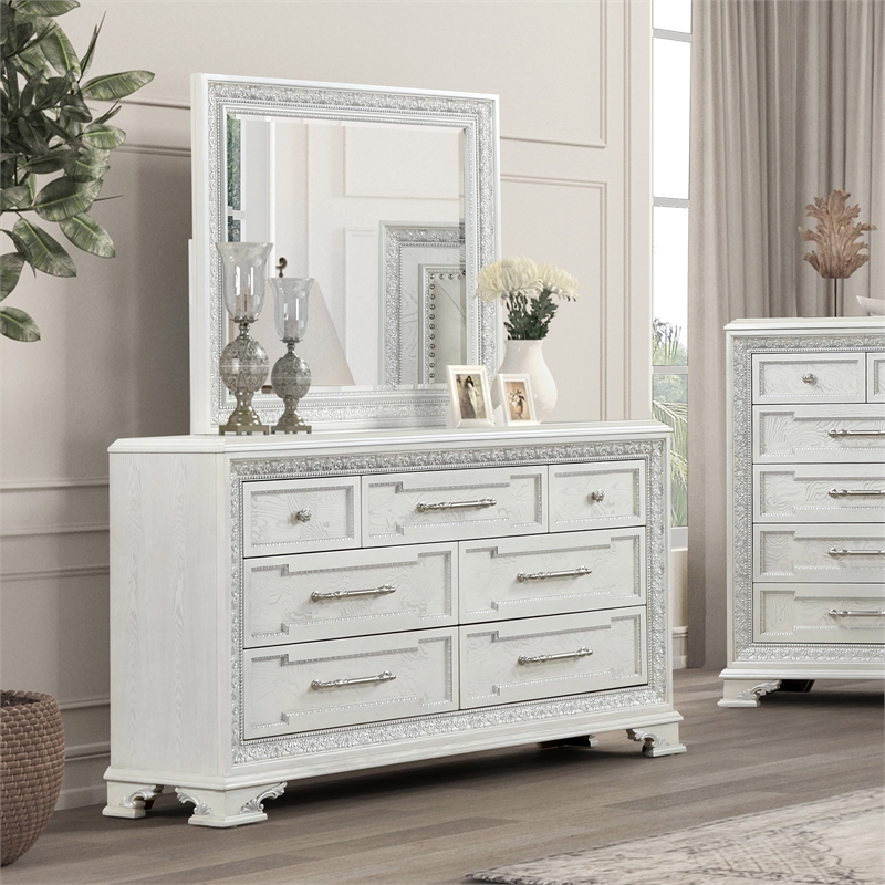 Bowery Hill White Dovetail 7-Drawer Dresser with Mirror