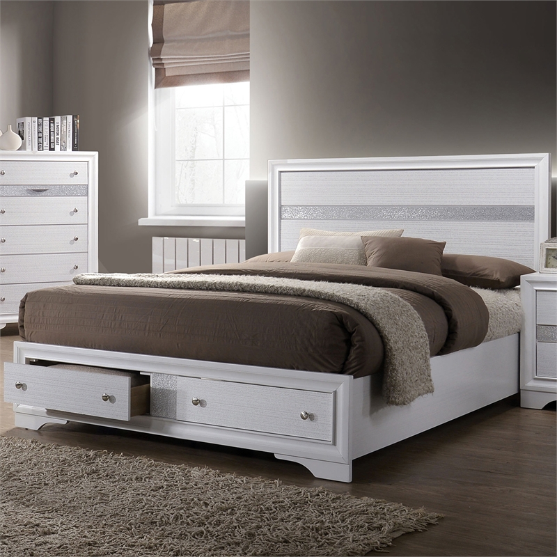 Bowery Hill Full Solid Wood Bed with Storage Drawers in White
