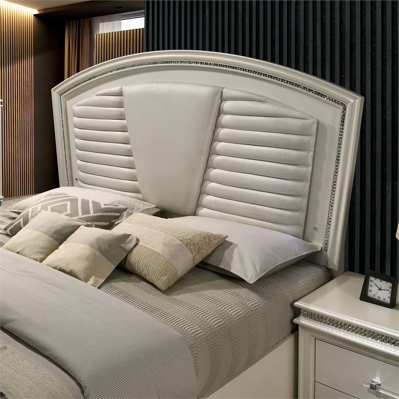 Bowery Hill Contemporary Queen Wood Bed with LED Lighting in Silver