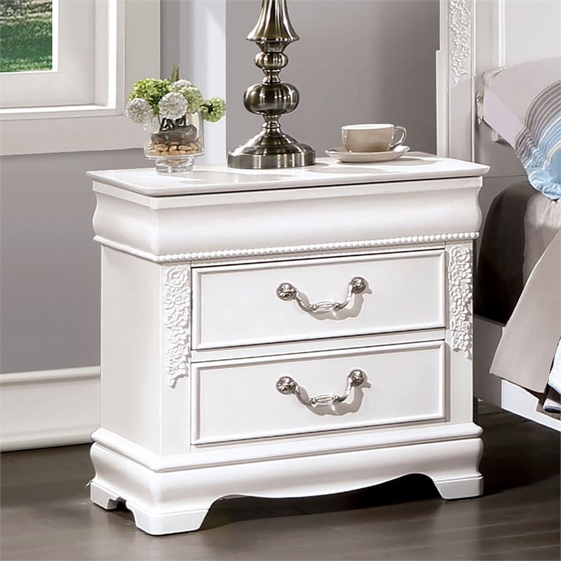 Bowery Hill Transitional 2-Drawer Nightstand with USB Port in White