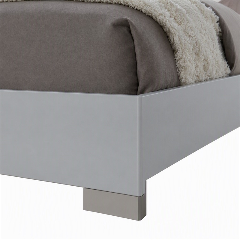 Bowery Hill King Wood Platform Bed with Tufted Faux Leather Headboard
