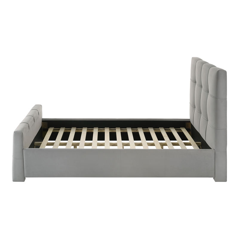 Bowery Hill King Upholstered Tufted Fabric Bed in Light Gray