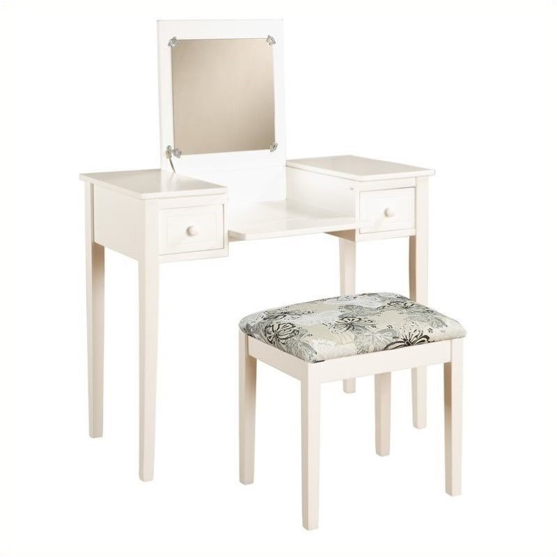 Pemberly Row Set with White Bench in White