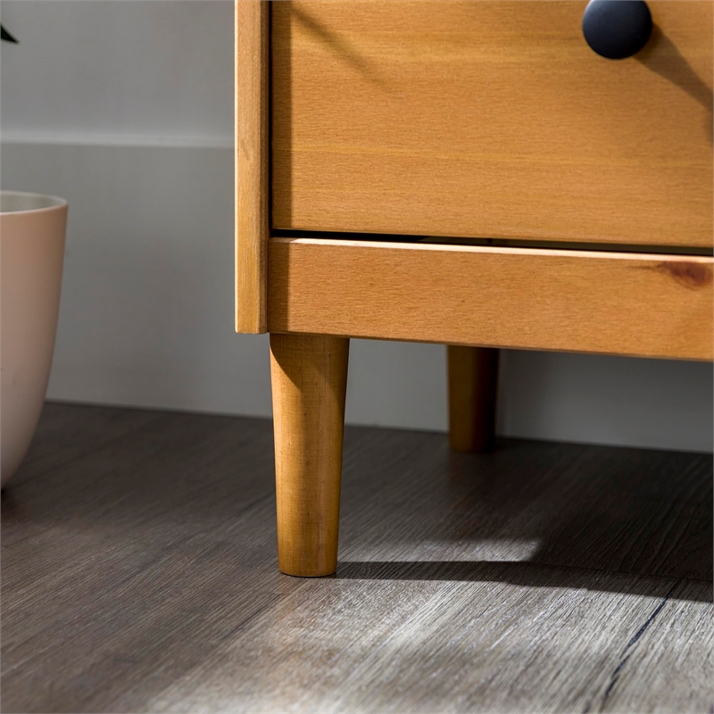 Pemberly Row 4 Drawer Dresser in Caramel