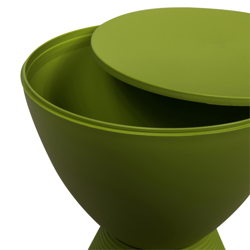 Pemberly Row Mid-Century Plastic Ribbed Round End Table in Green