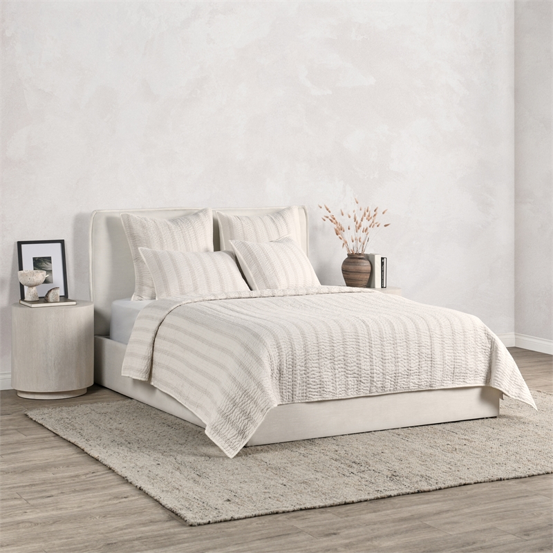 Pemberly Row Contemporary Cotton Linen Eggshell Beige King Quilt