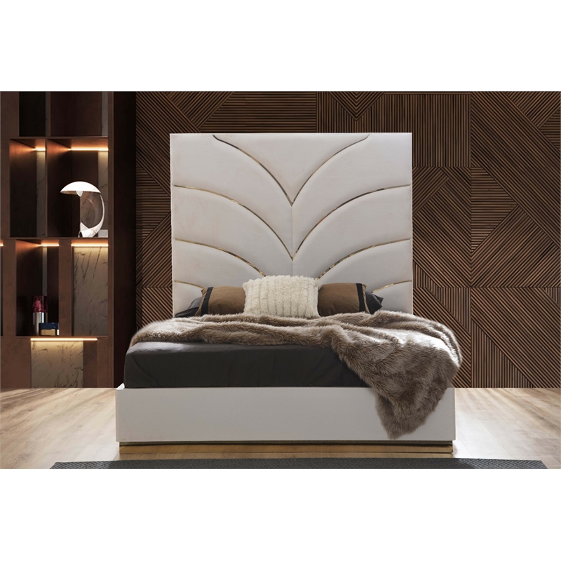 Pemberly Row Gold Detailed Queen Size Upholstery Bed made with Wood in White