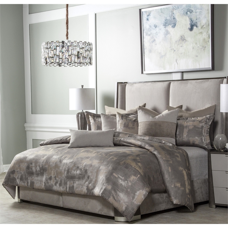 Pemberley Row Polyester Jacquard Patina Gray/Tan Comforter Set Modern King 110
