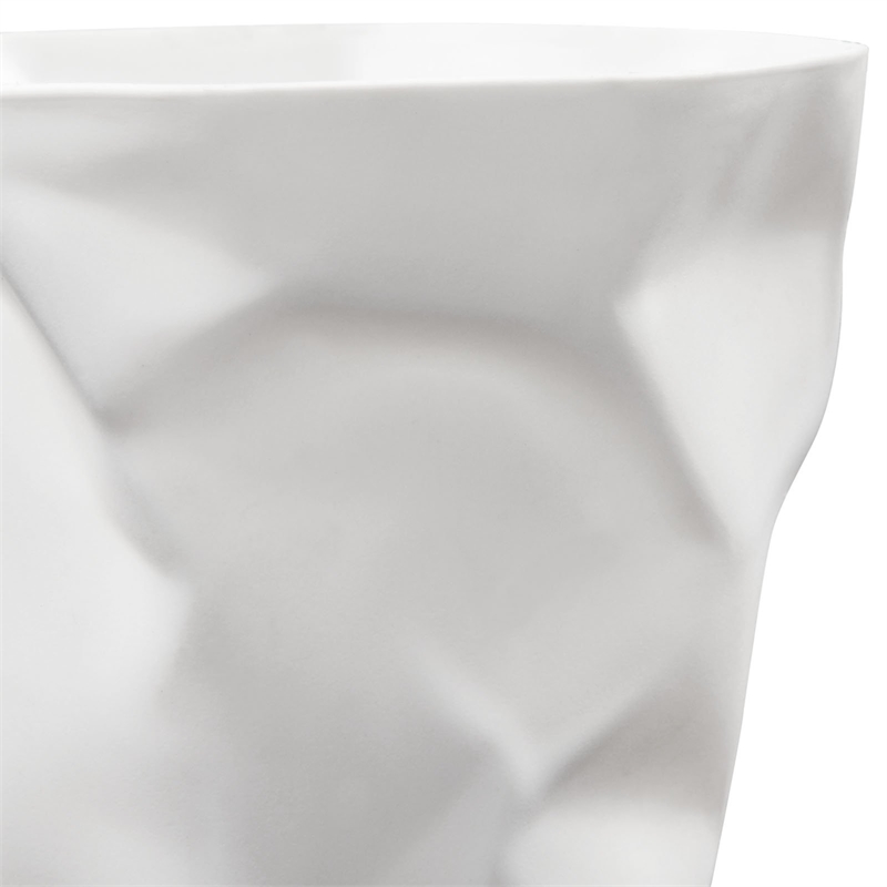 Pemberly Row Modern / Contemporary Plastic Pencil Holder in White