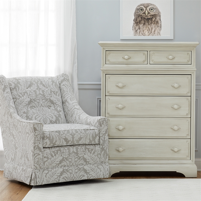Pemberly Row 6-Drawer Traditional Wood Chest in Antique White