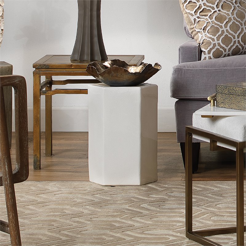 Pemberly Row Indoor/Outdoor Transitional Ceramic Side Table in White