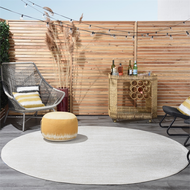 Pemberly Row 8' x Round Ivory Beige Fabric Outdoor Area Rug (8' Round)