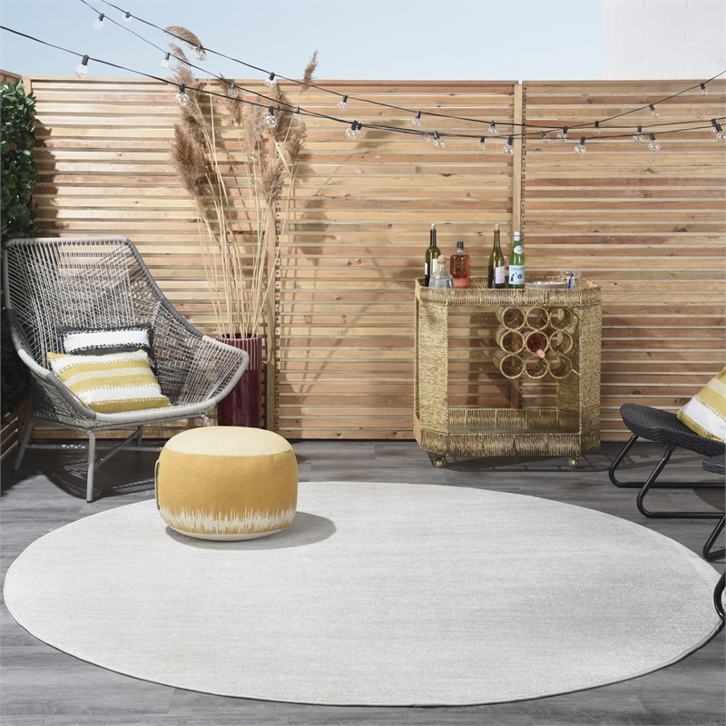 Pemberly Row 8' x Round Ivory Beige Fabric Outdoor Area Rug (8' Round)