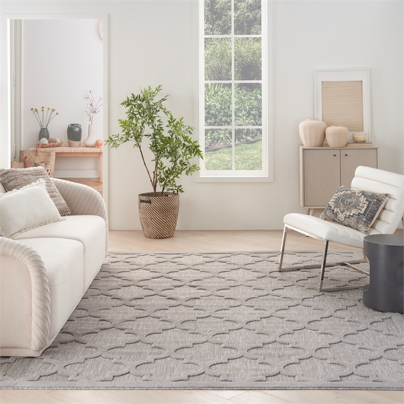 Pemberly Row Easy Care 9' x 12' Silver Gray Fabric Modern Area Rug