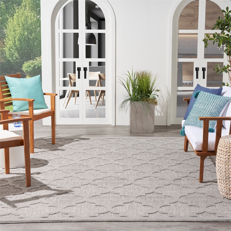 Pemberly Row Easy Care 9' x 12' Silver Gray Fabric Modern Area Rug