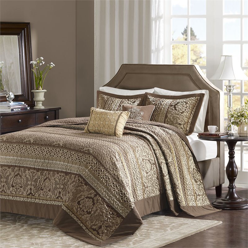 Pemberly Row 5-Piece Polyester Jacquard & Cotton Bedspread Set in Brown