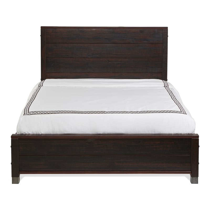 Pemberly Row Contemporary Solid Wood Queen Platform Bed in Walnut