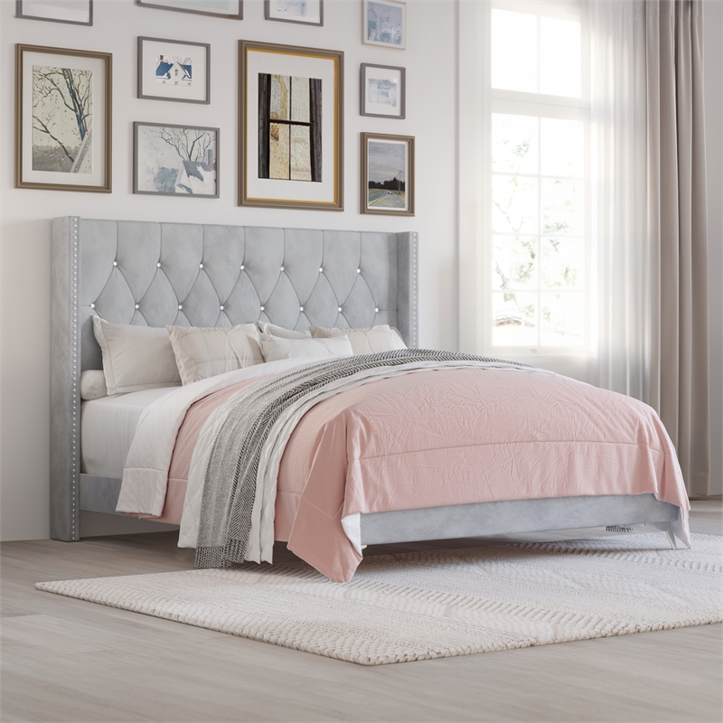Pemberly Row Contemporary Solid Wood Queen Panel Bed in Gray