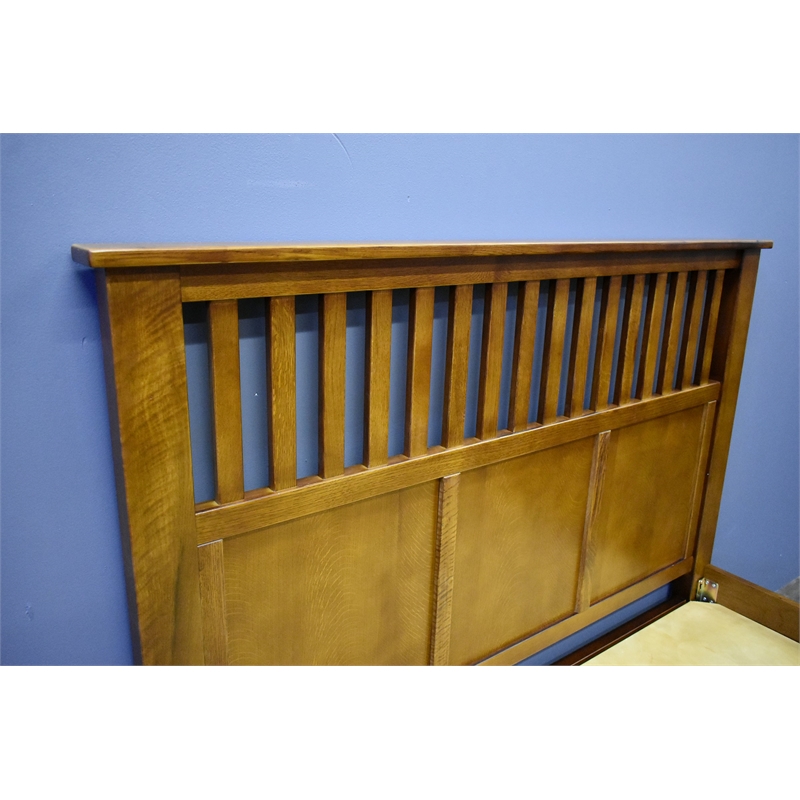 Pemberly Row Craftsman Mission Solid Wood Queen Bed with Slats in Cherry
