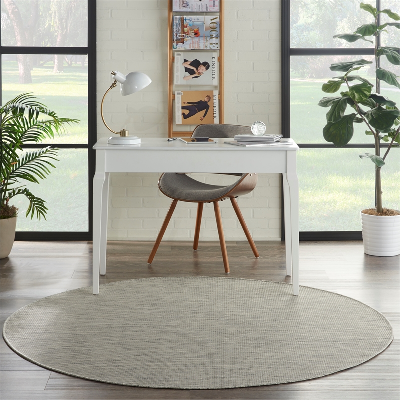 Pemberly Row 6' x Round Light Gray Fabric Modern Area Rug (6' Round)