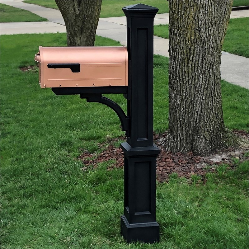 Pemberly Row Weatherproof Traditional Plastic Mail Post in Black