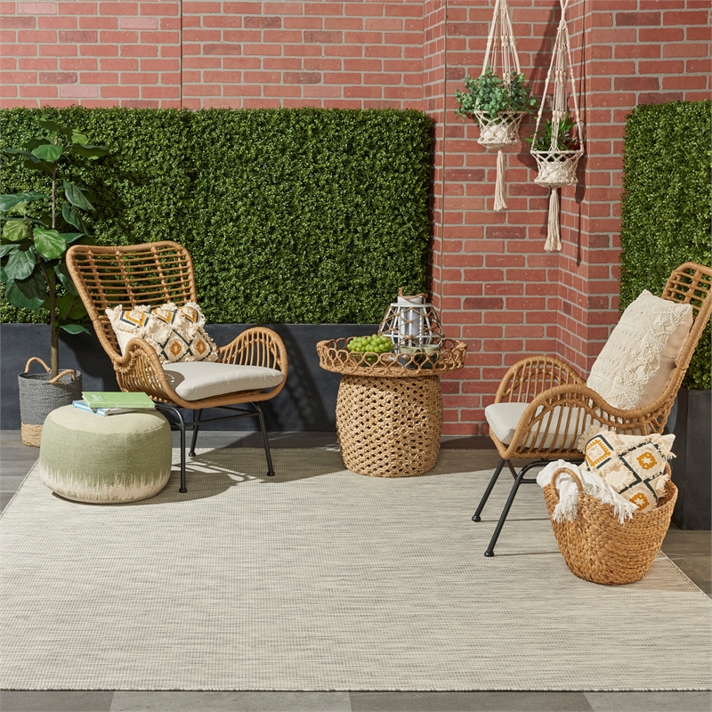 Pemberly Row 8' x 10' Light Gray Fabric Modern Area Rug (8' x 10')