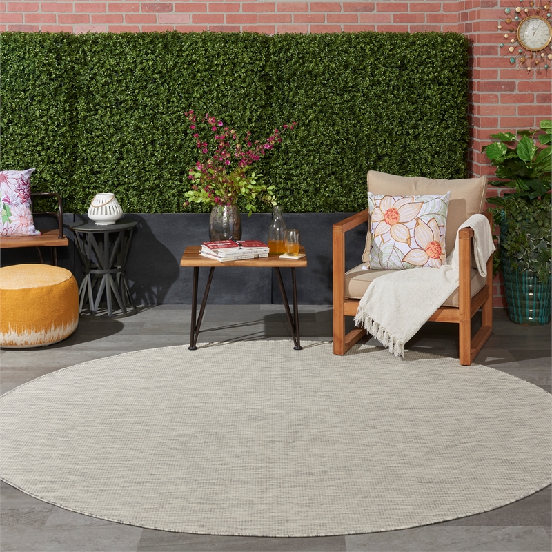 Pemberly Row 8' x Round Light Gray Fabric Modern Area Rug (8' Round)