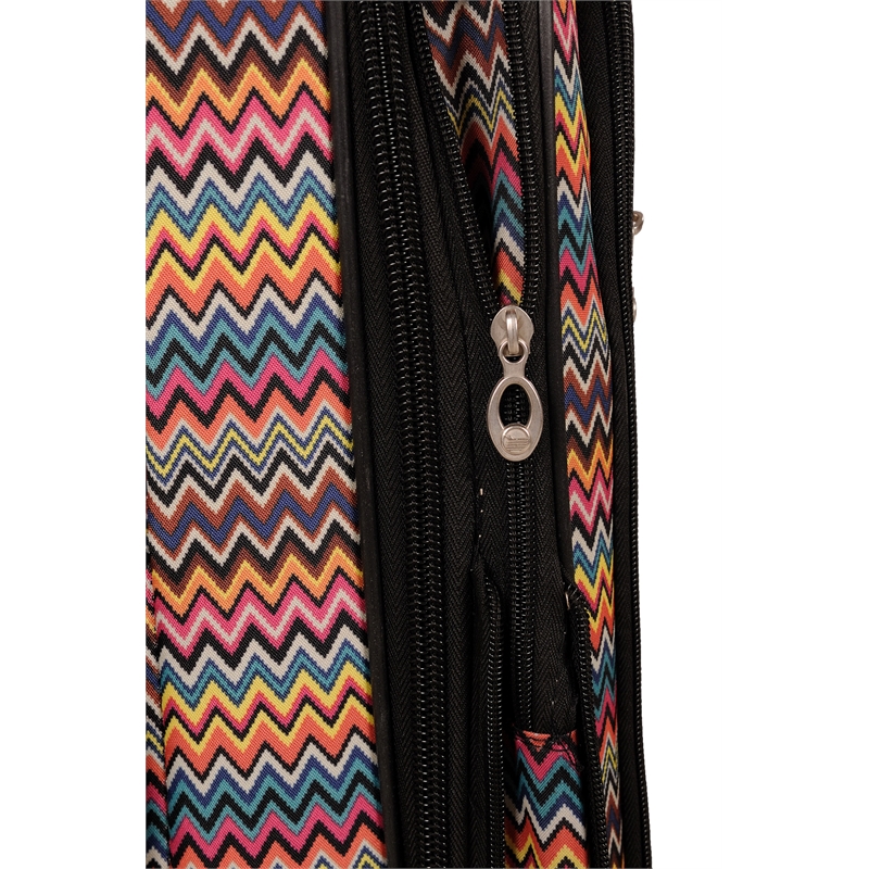 Pemberly Row Traditional Polyester 5-Piece Spinner Luggage Set in Pink