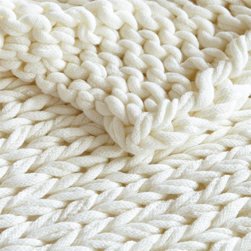 Pemberly Row Farmhouse Acrylic Fabric Chunky Double Knit Throw in Ivory
