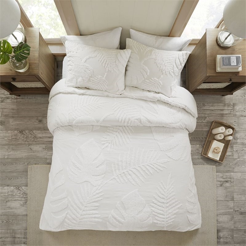 Pemberly Row Cotton Chenille Palm Comforter Set in Off White