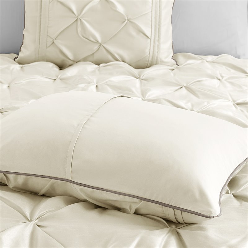 Pemberly Row 7-Piece Polyester Polyoni Set with Pleats in Ivory