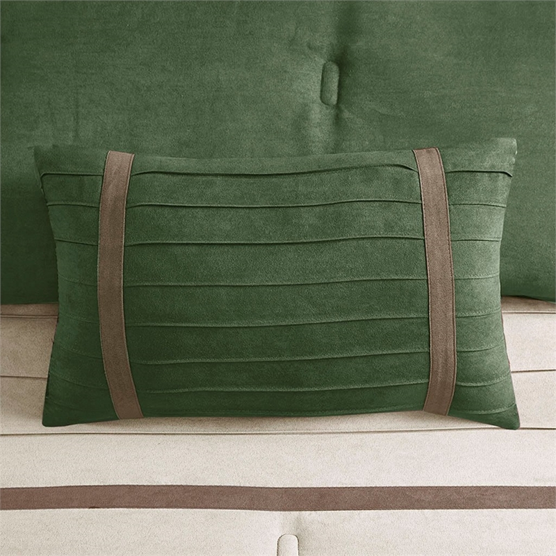Pemberly Row Modern / Contemporary 7 Piece Comforter Set in Green