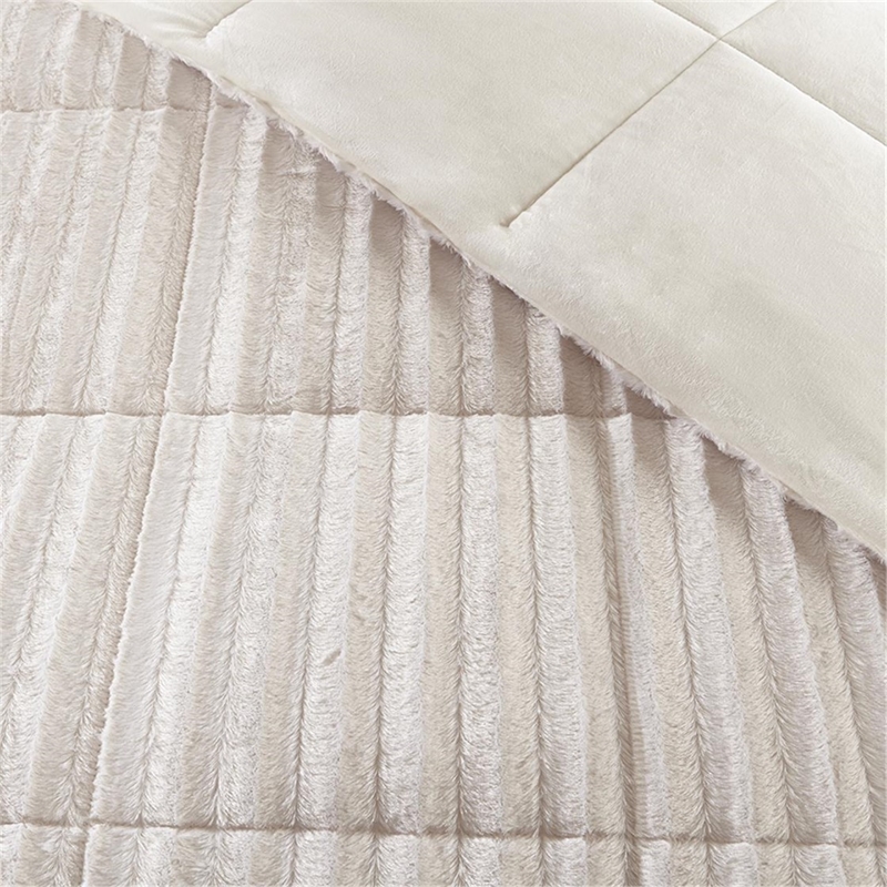 Pemberly Row Faux Fur Comforter Mini Set in Champagne Full/Queen