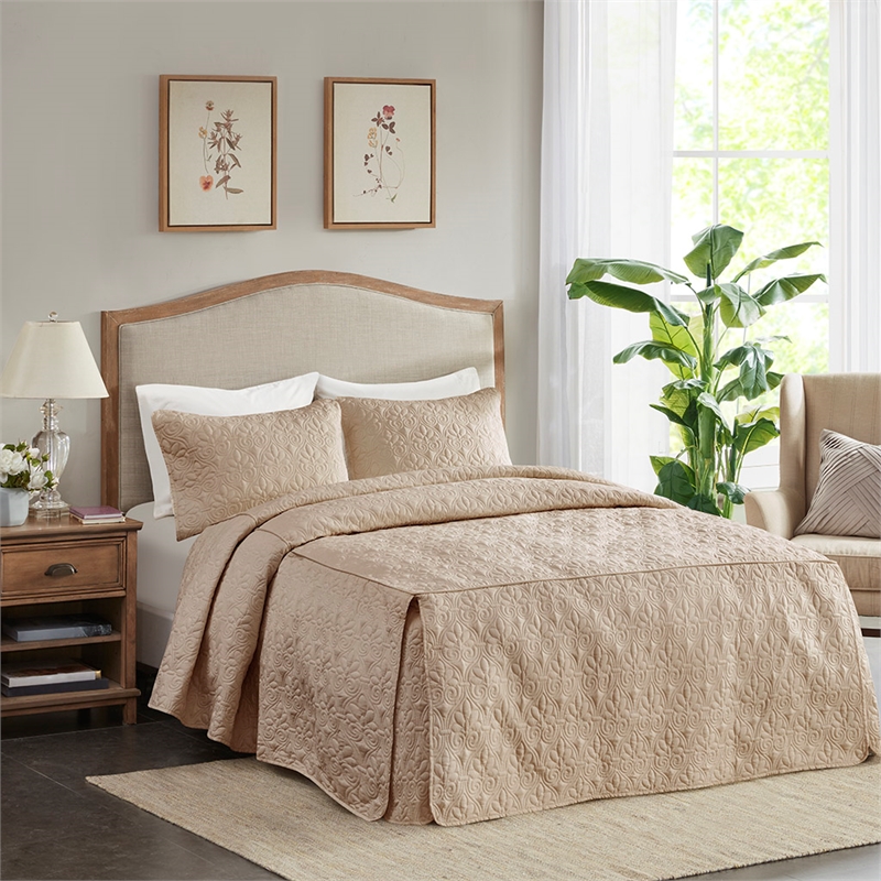 Pemberly Row Contemporary 3-Piece Fabric Fitted Bedspread Set in Khaki