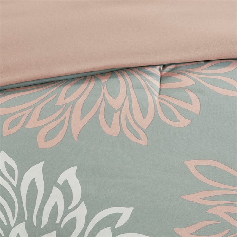 Pemberly Row Contemporary 9 Piece Comforter Set with Cotton Bed Sheets