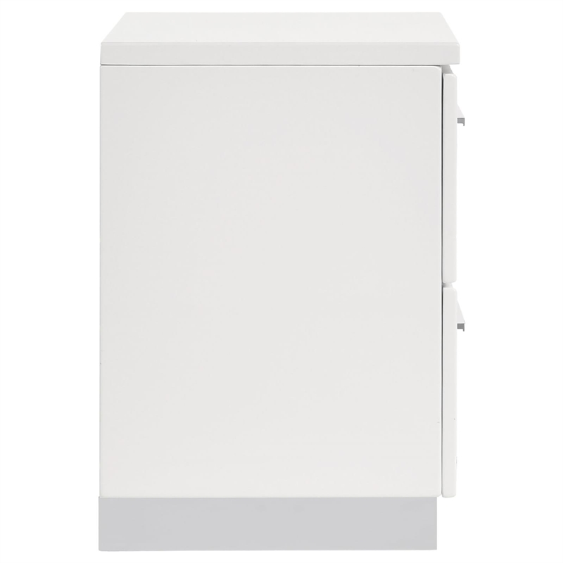 Pemberly Row Set of 2 Wood 2-Drawer Nightstand & 5-Drawer Chest in White