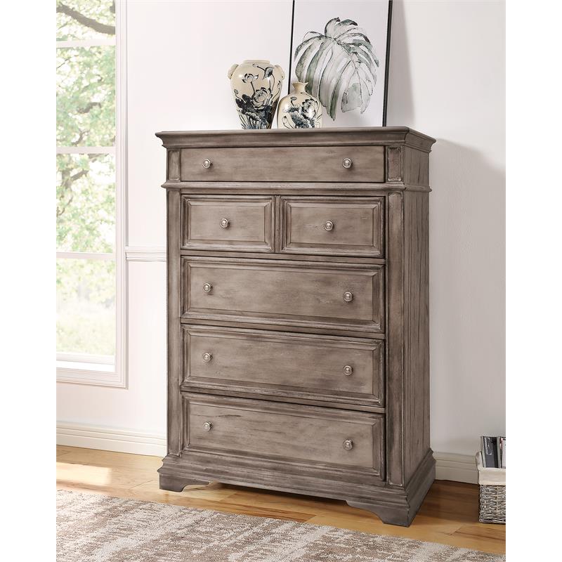 Pemberly Row Farmhouse Distressed Driftwood Gray Wood 5-Drawers Chest