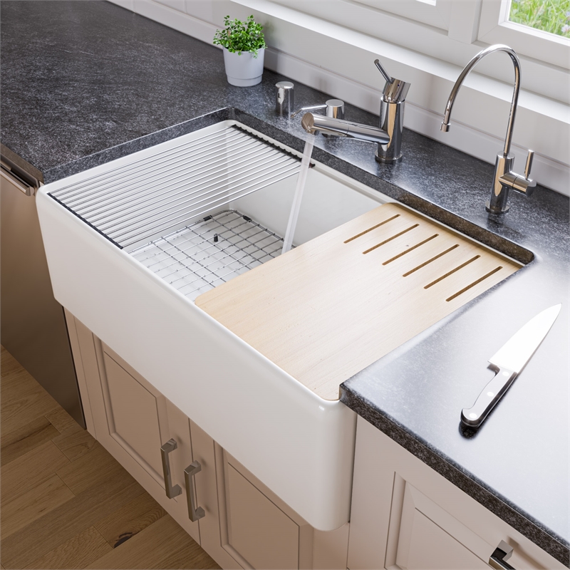 Pemberly Row Solid Polished Stainless Steel Pull Out Single Hole Kitchen Faucet