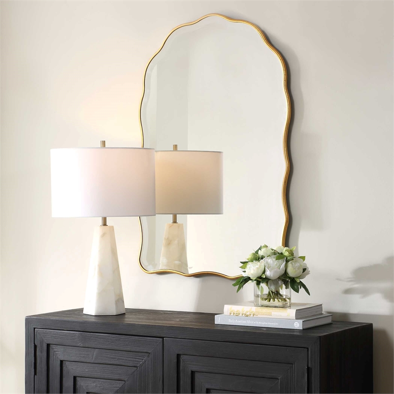 Pemberly Row Contemporary Scalloped Edges Beveled Mirror in Gold
