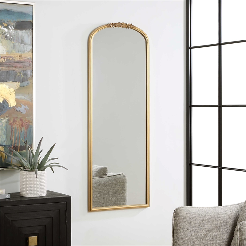 Pemberly Row Farmhouse Arched Top Wall Mirror in Antique Gold Frame