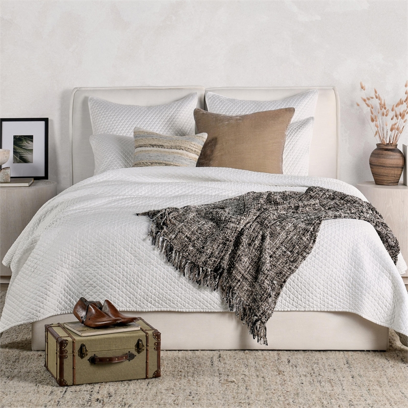 Pemberly Row 98x94