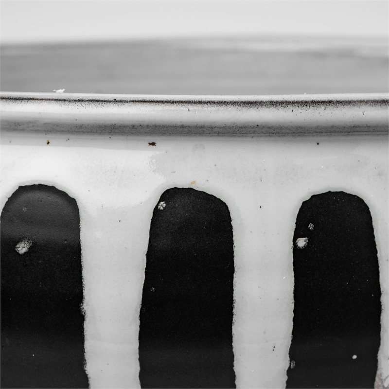 Pemberly Row Modern / Contemporary Black and White ceramic bowl