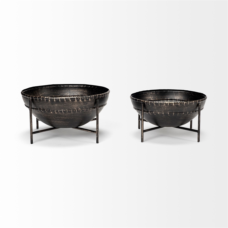 Pemberly Row Farmhouse Decorative Set of Two Bronze Metal Bowls