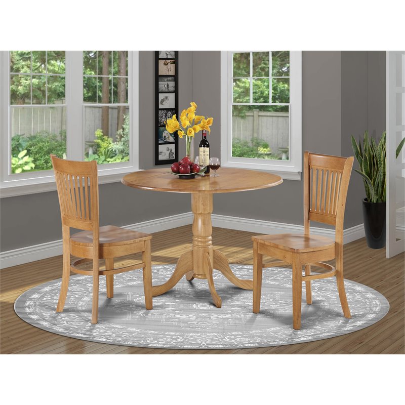Pemberly Row Traditional 3-piece Wood Dining Table and Chair Set in Oak