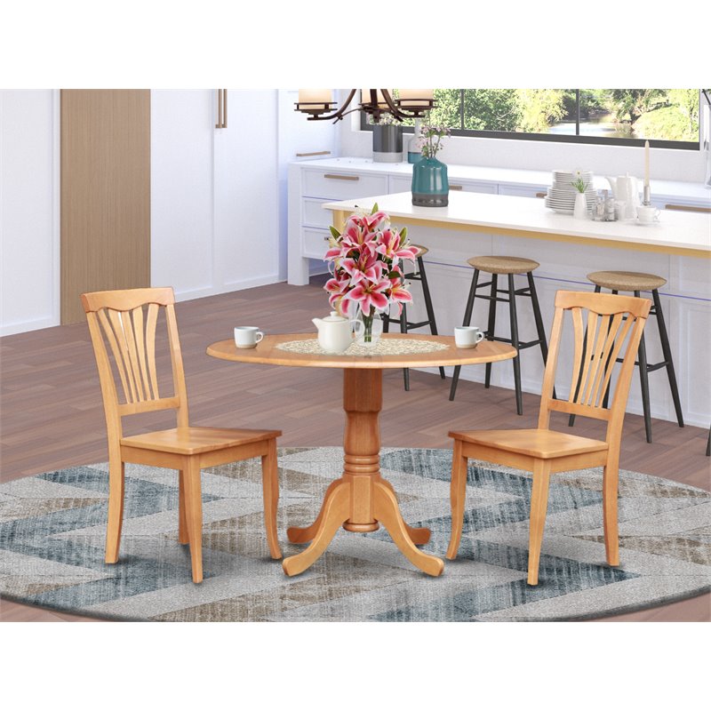 Pemberly Row Traditional 3-piece Traditional Wood Dining Set in Oak